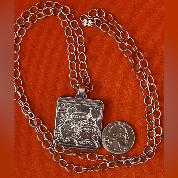 TOUS Silver 925 Pendant Necklace a TOUS Chain Silver 925. TOUS Box color Silver - Picture 1 of 10
